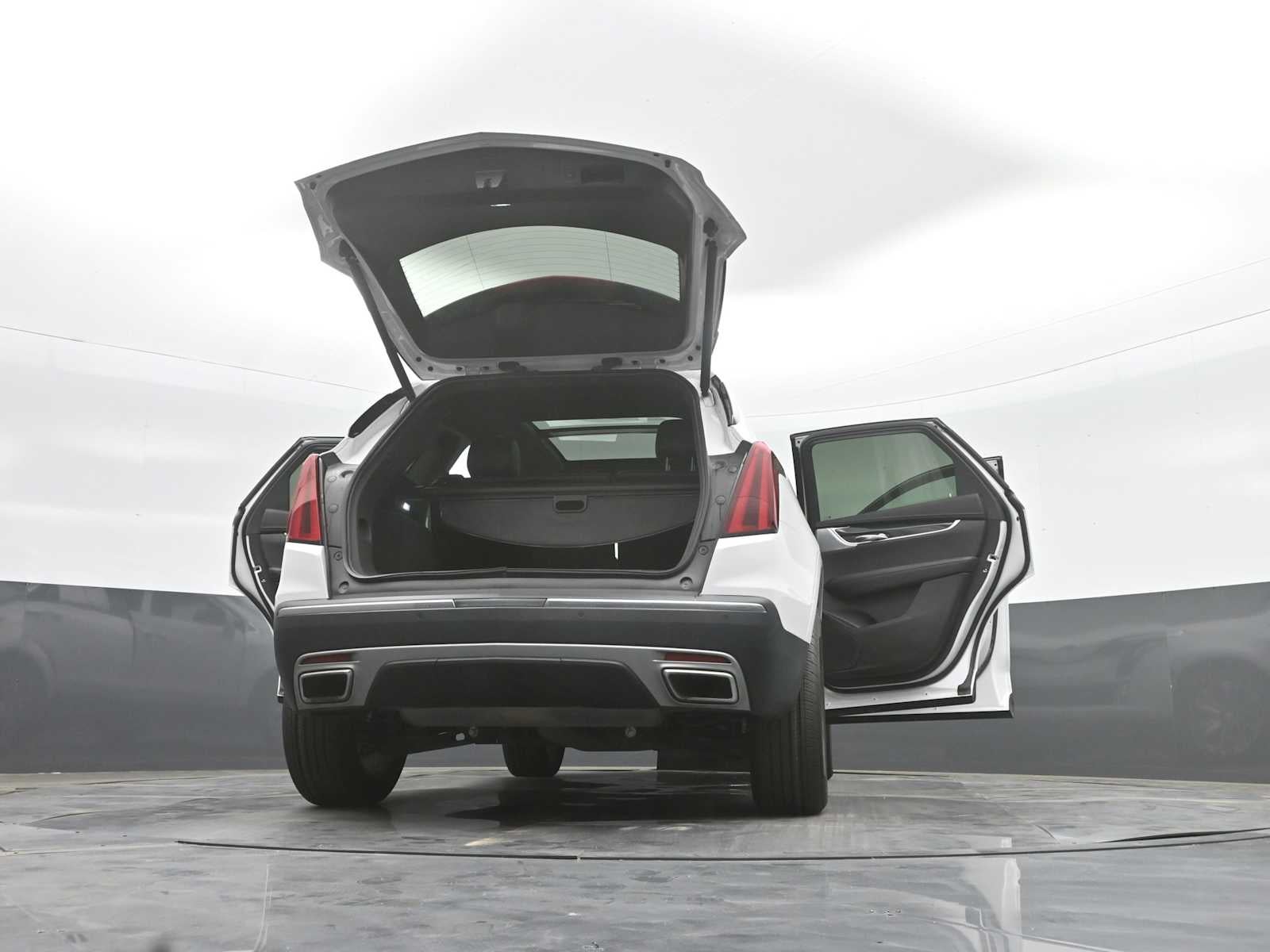 2024 Cadillac XT5 FWD Premium Luxury