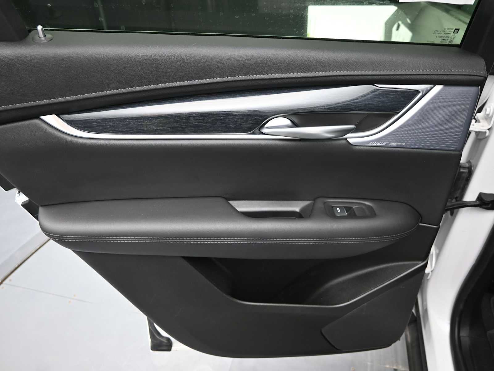 2024 Cadillac XT5 FWD Premium Luxury