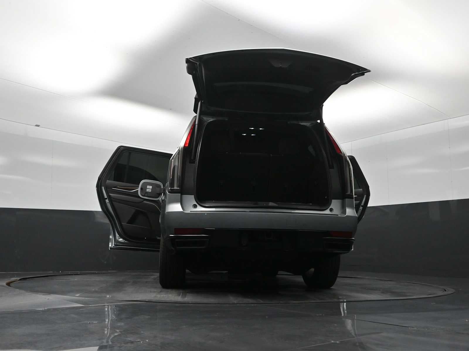 2023 Cadillac Escalade 4WD Sport Platinum