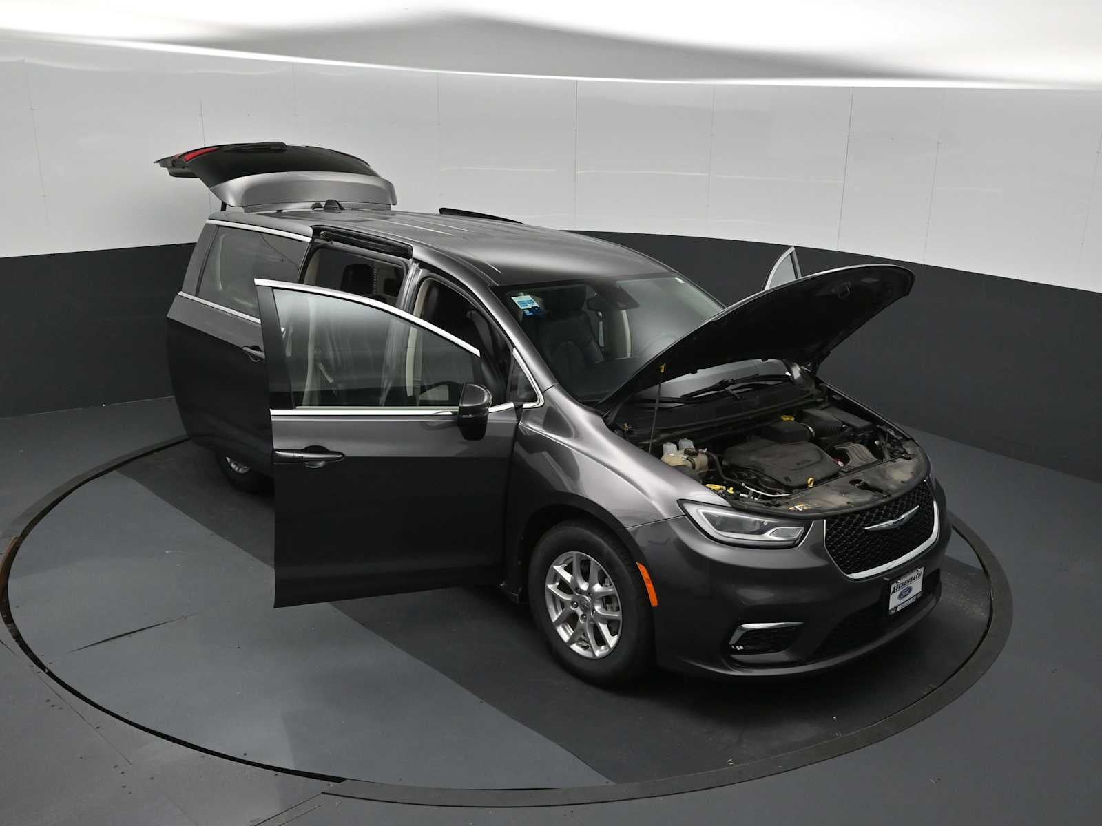 2023 Chrysler Pacifica Touring L