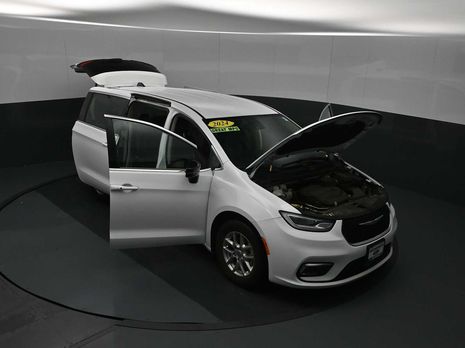 2024 Chrysler Pacifica Touring L