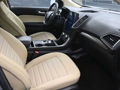 2023 Ford Edge SE