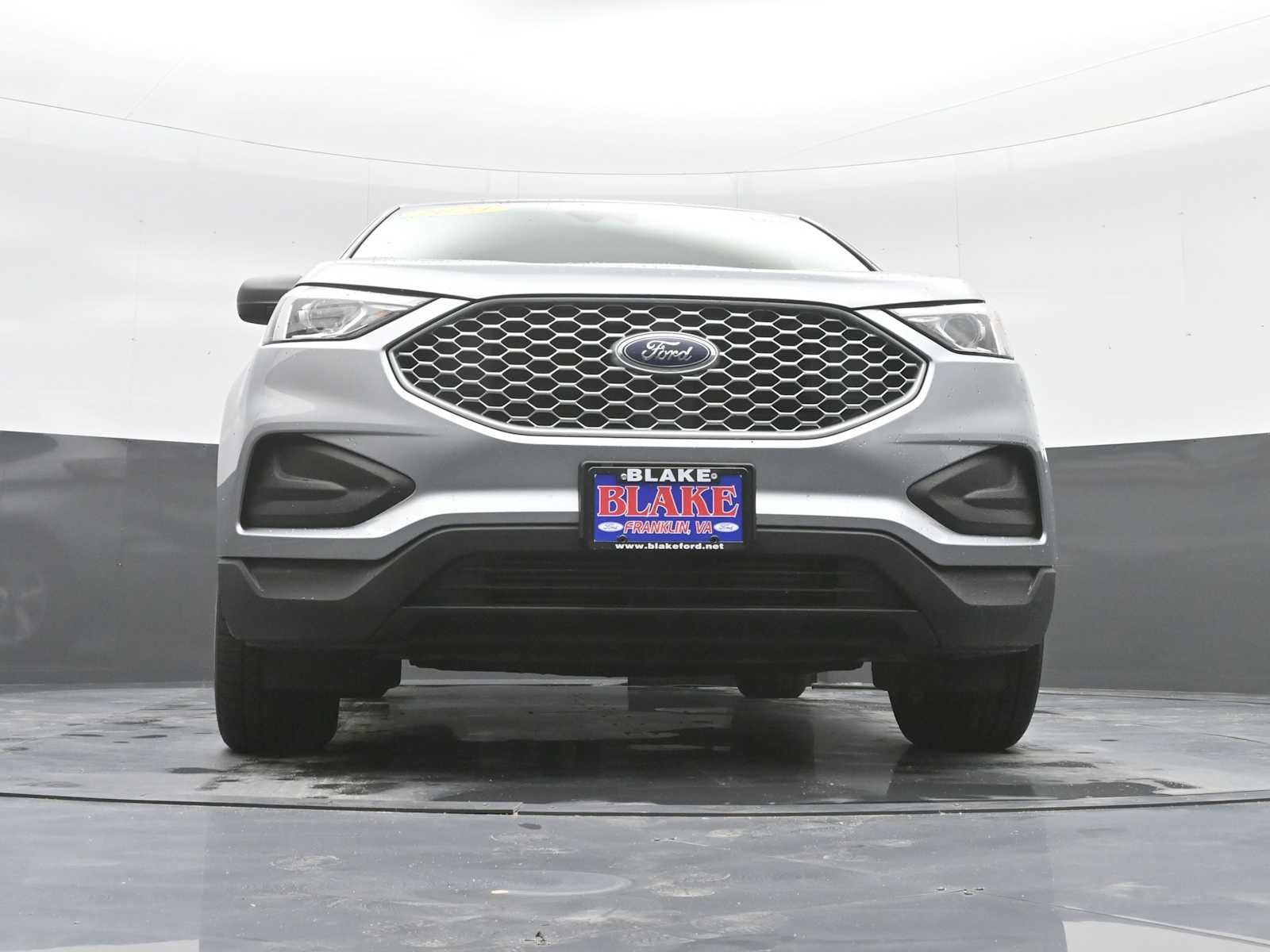 2023 Ford Edge SE