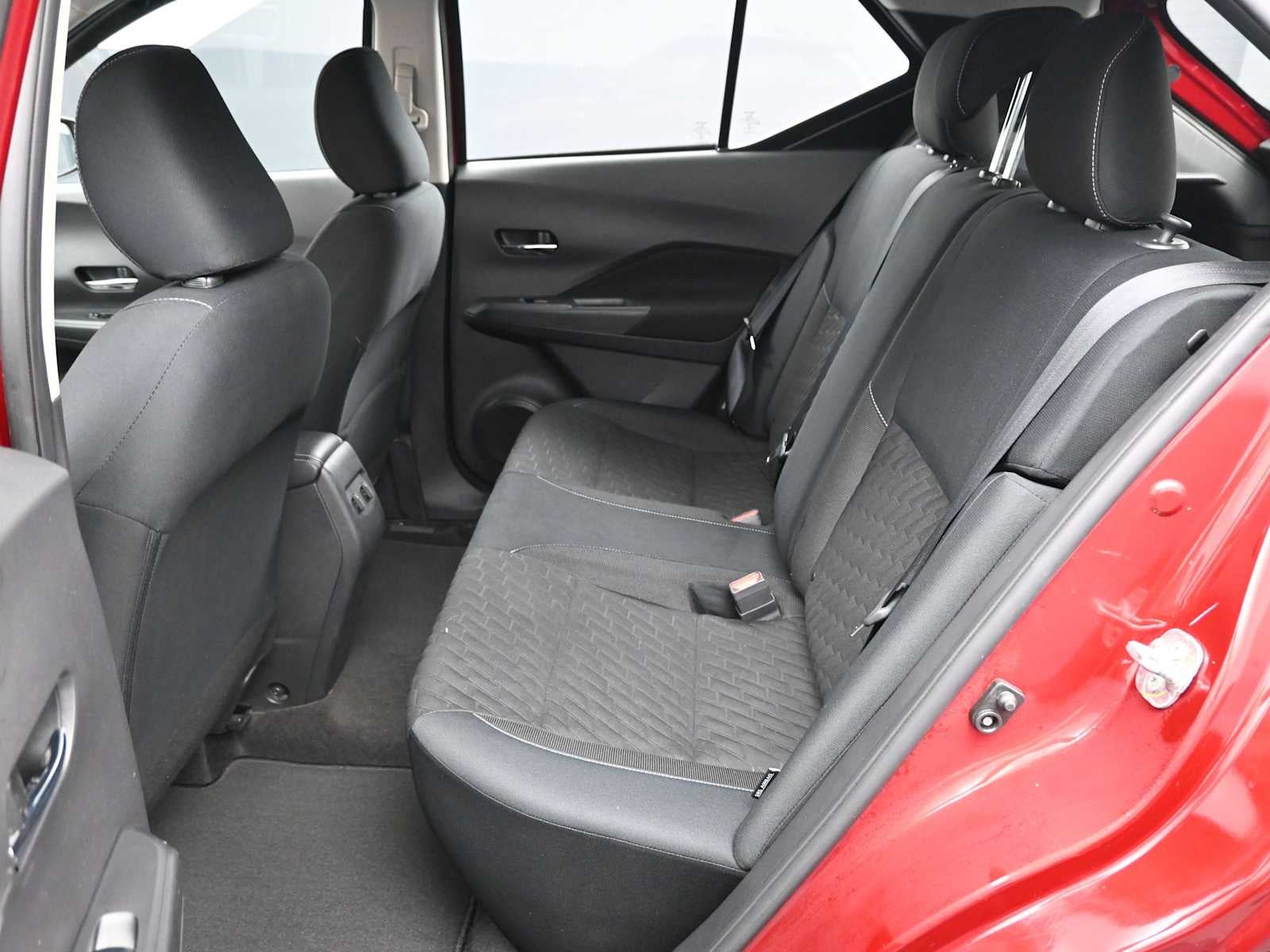 2022 Nissan Kicks SV