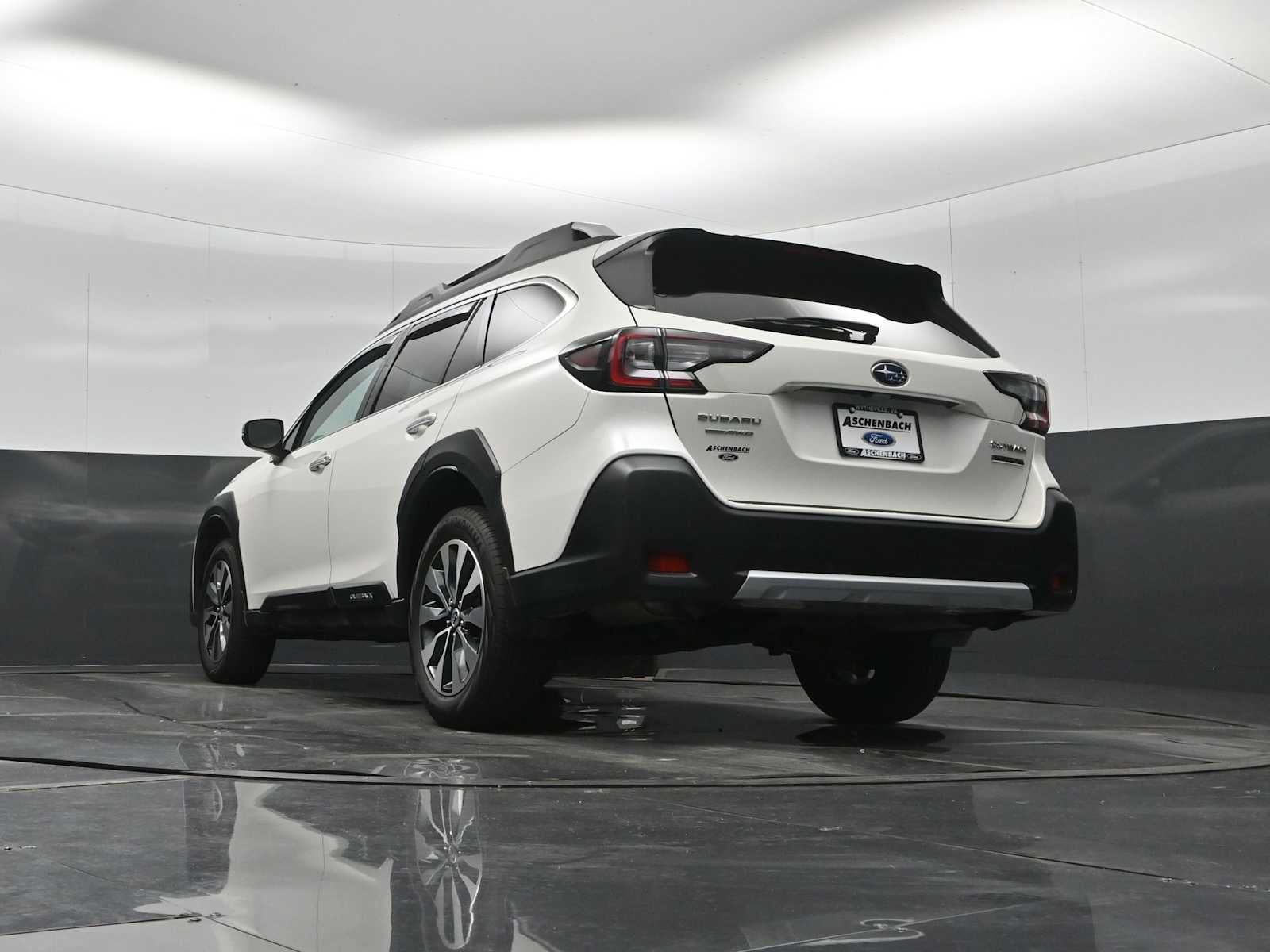 2023 Subaru Outback Touring XT