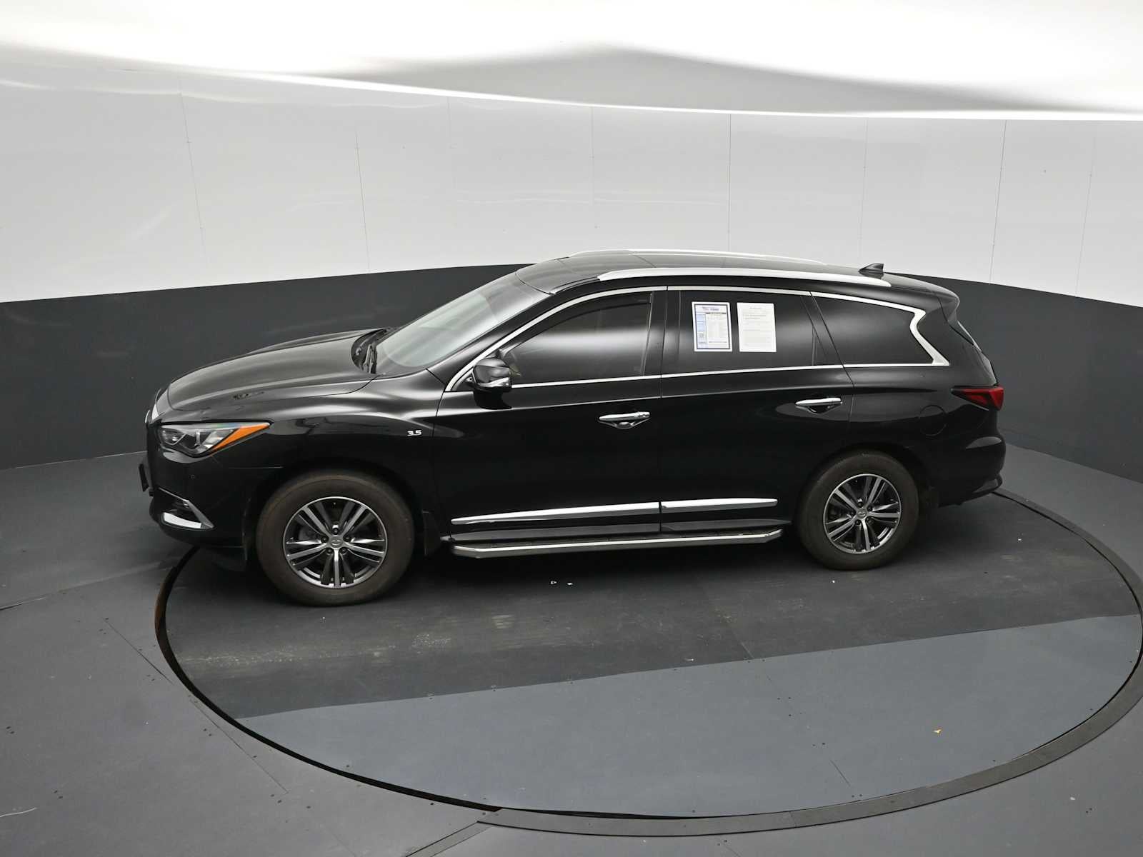 2017 INFINITI QX60 AWD