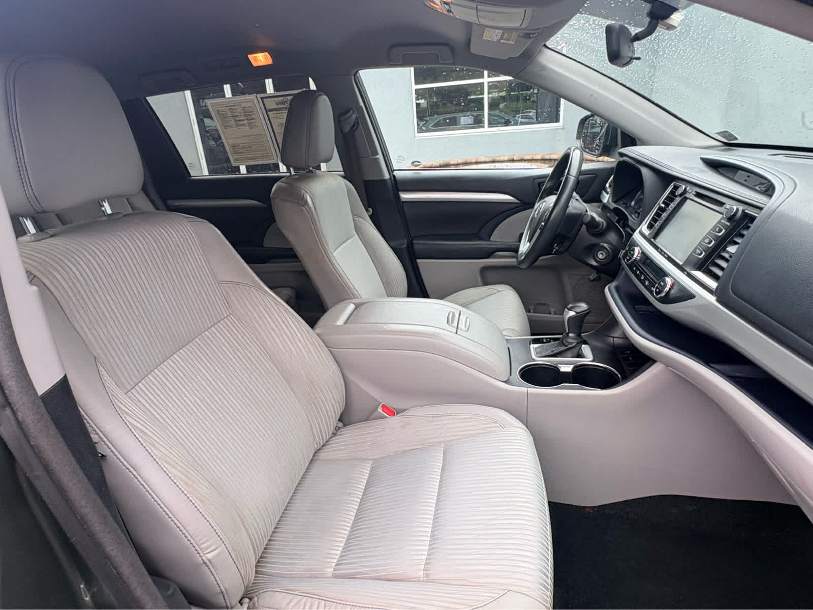 2016 Toyota Highlander LE