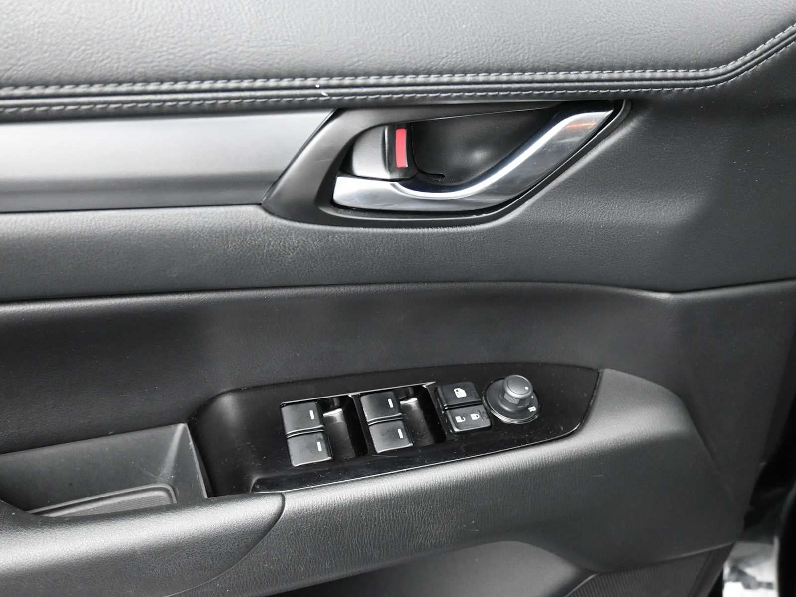 2023 Mazda CX-5 S Preferred package - Photo 10
