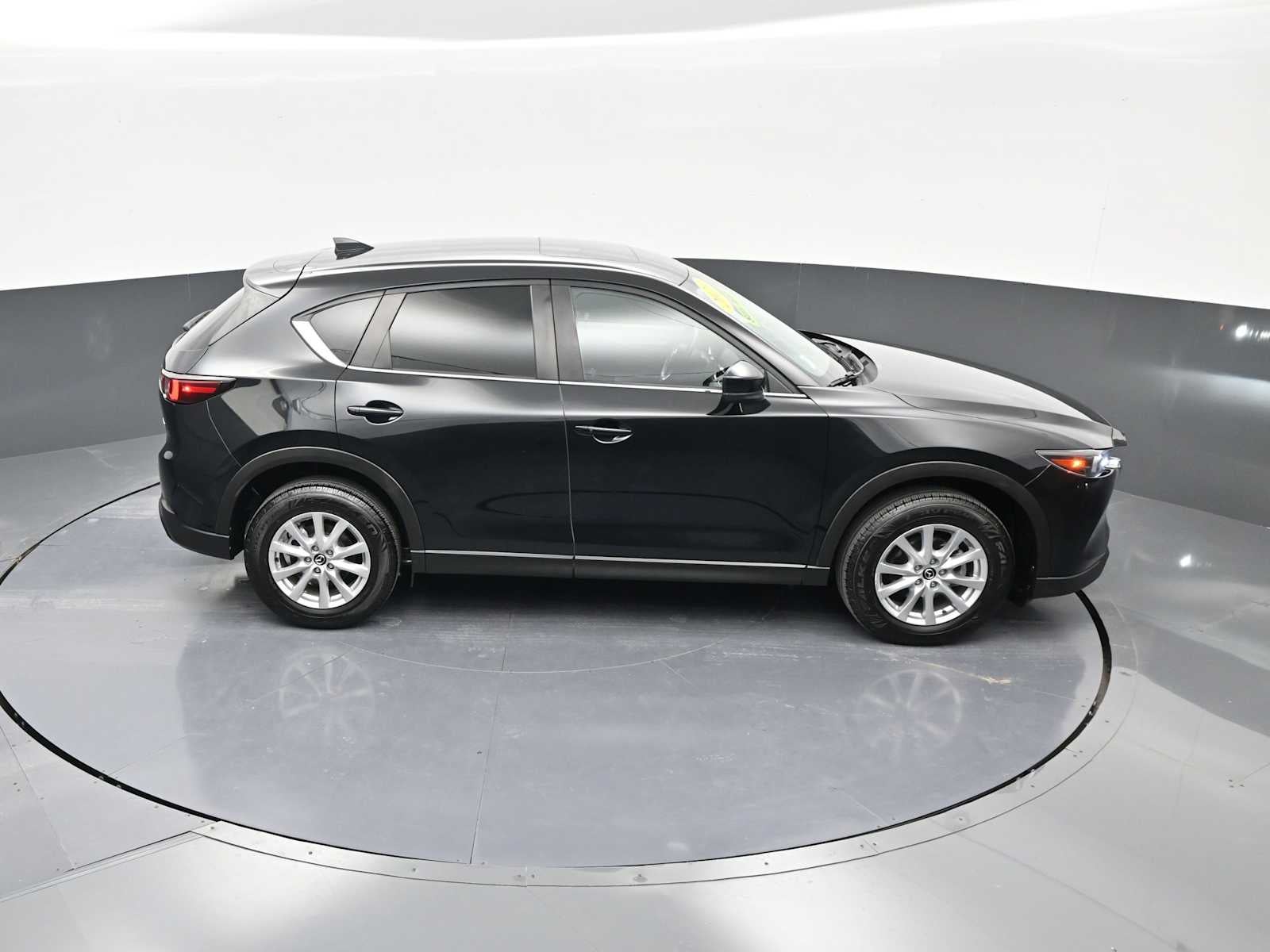 2023 Mazda CX-5 S Preferred package - Photo 30