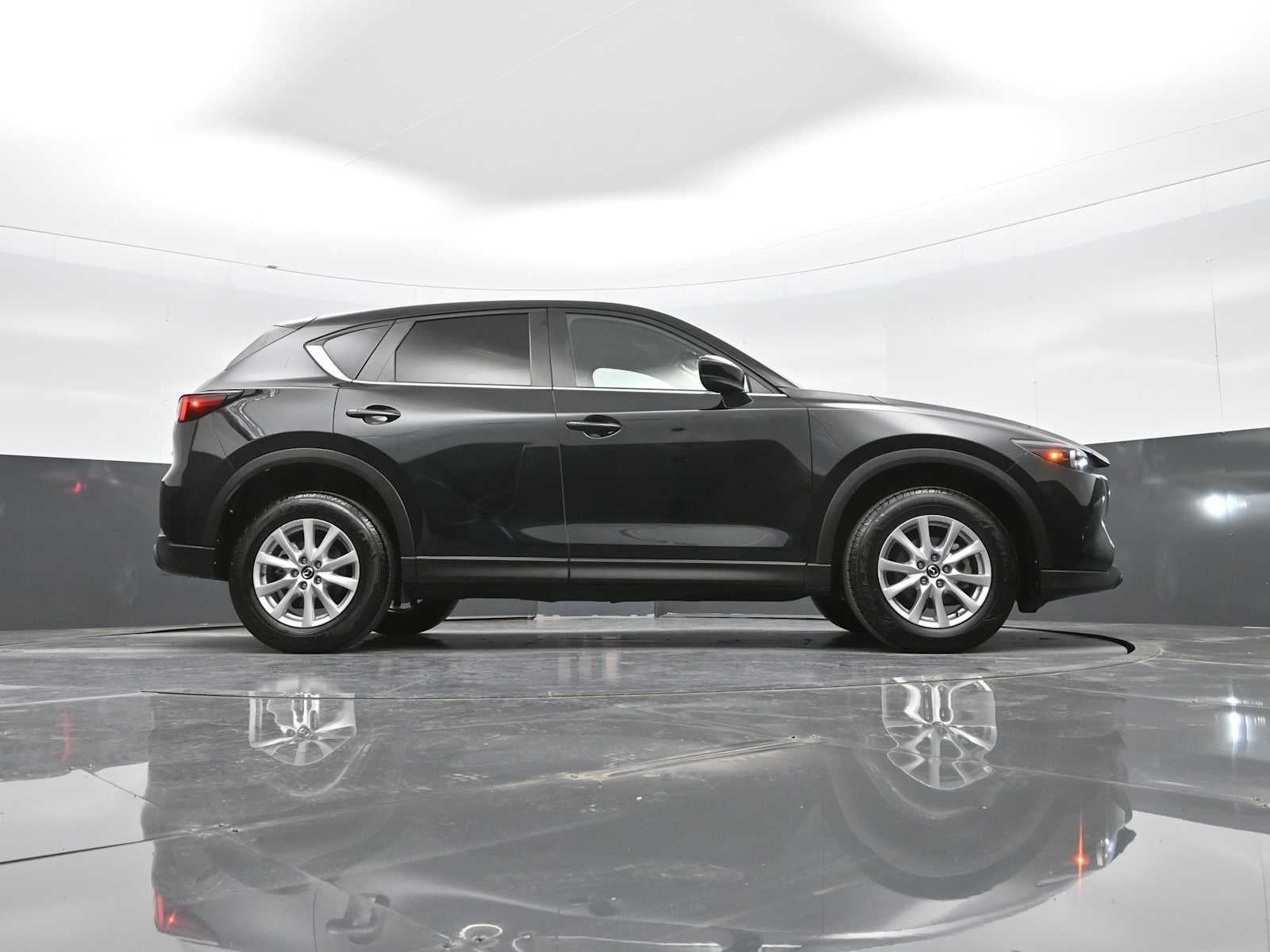 2023 Mazda CX-5 S Preferred package - Photo 38