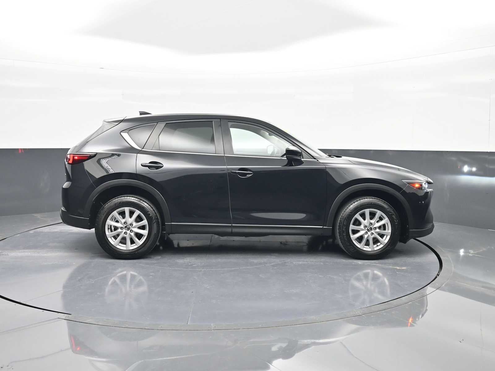 2023 Mazda CX-5 S Preferred package - Photo 9