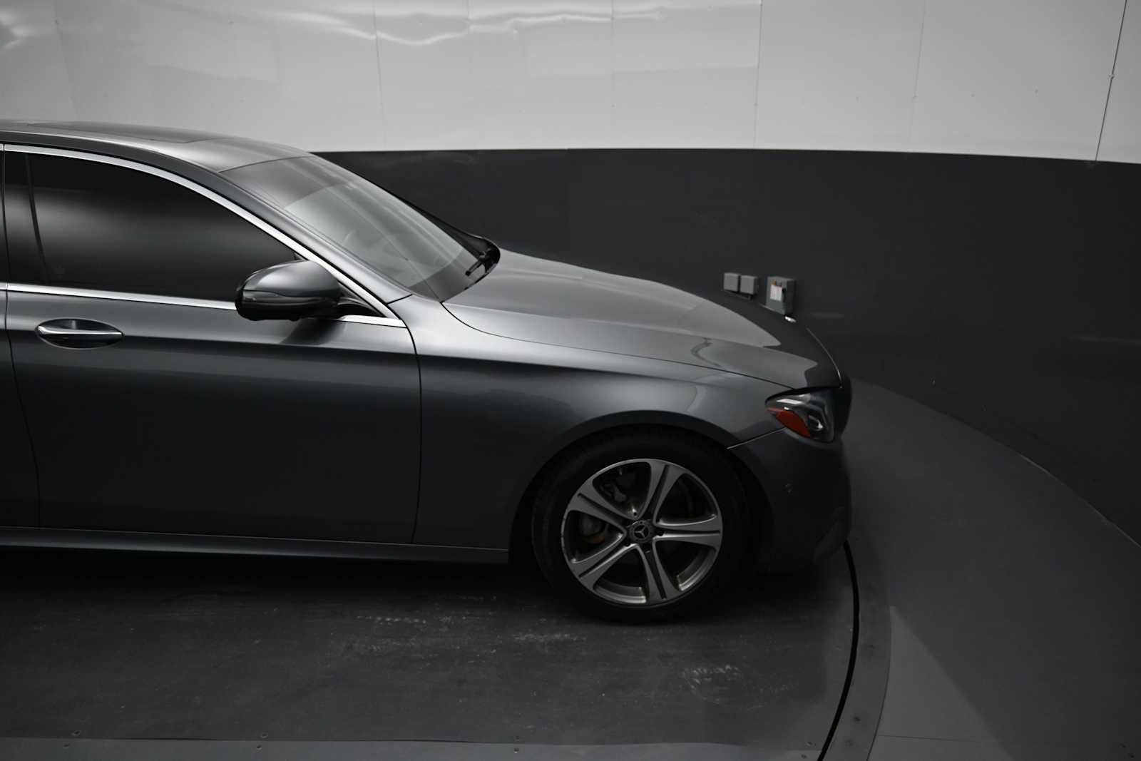 2019 Mercedes-Benz E 300 E 300