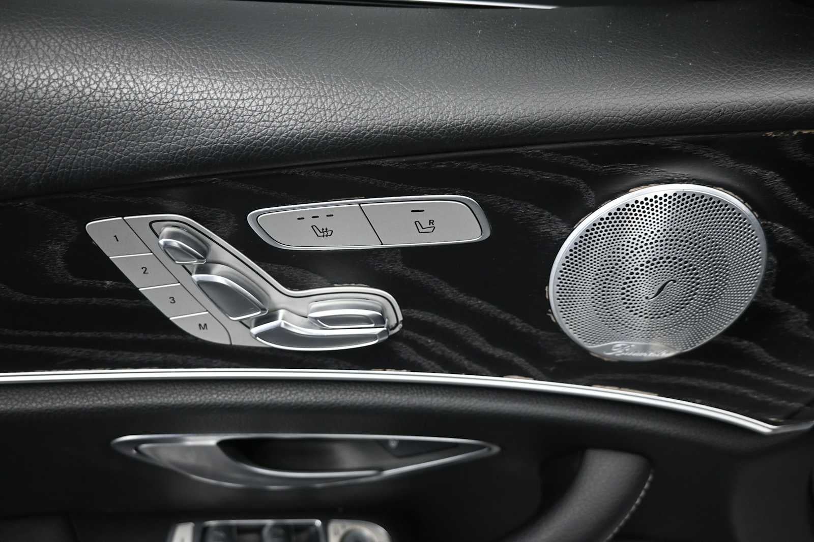 2019 Mercedes-Benz E 300 E 300