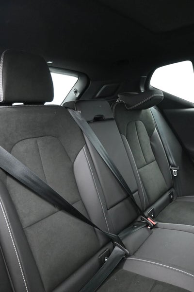 2023 Volvo XC40 Plus Dark Theme