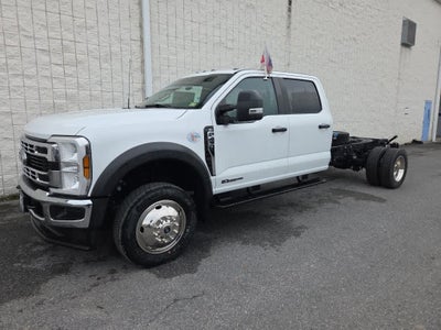 2024 Ford Super Duty F-450 DRW Chassis Cab XL