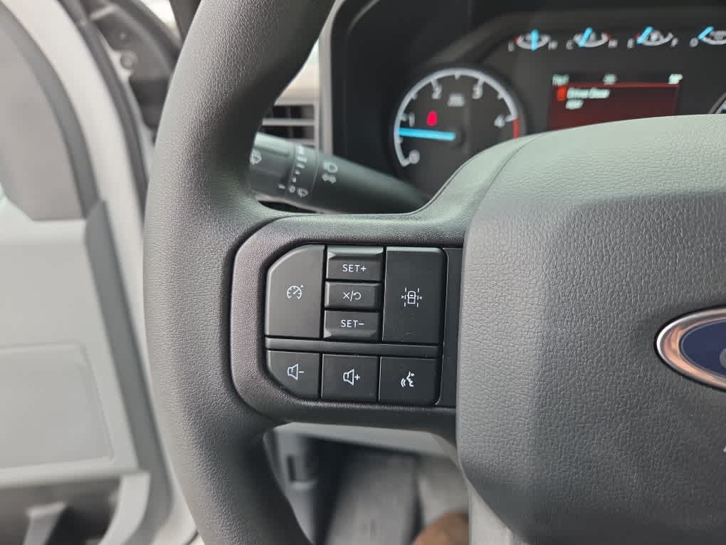 2024 Ford Super Duty F-450 DRW Chassis Cab XL