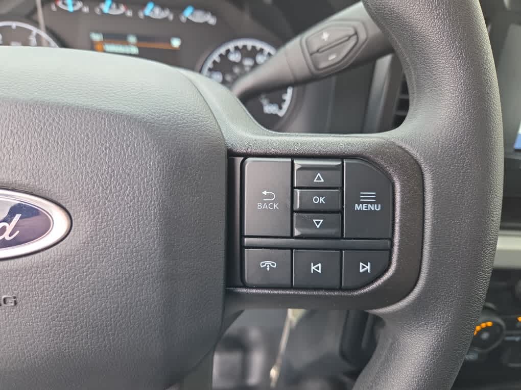 2024 Ford Super Duty F-450 DRW Chassis Cab XL