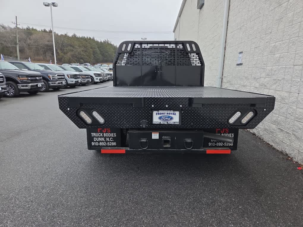 2024 Ford Super Duty F-350 DRW Chassis Cab XL