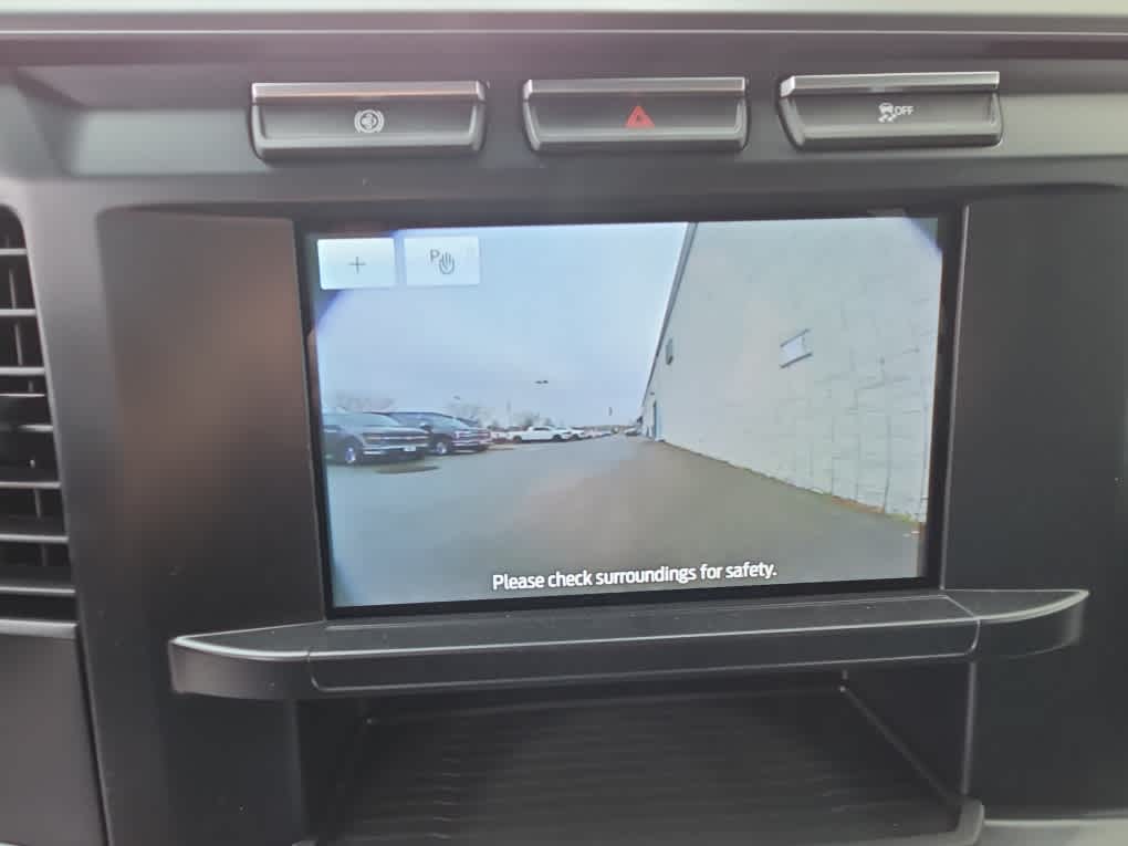 2024 Ford Super Duty F-350 DRW Chassis Cab XL