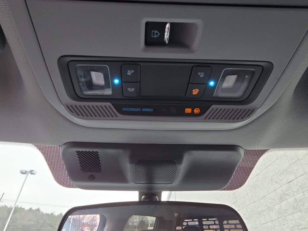 2024 Ford Super Duty F-350 DRW Chassis Cab XL