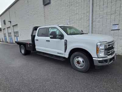 2024 Ford Super Duty F-350 DRW Chassis Cab XL