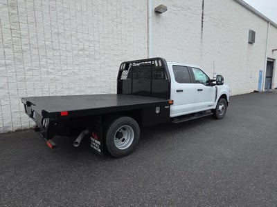 2024 Ford Super Duty F-350 DRW Chassis Cab XL