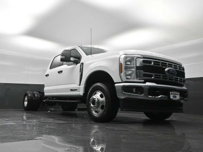 2026 Ford Super Duty F-350 DRW Base