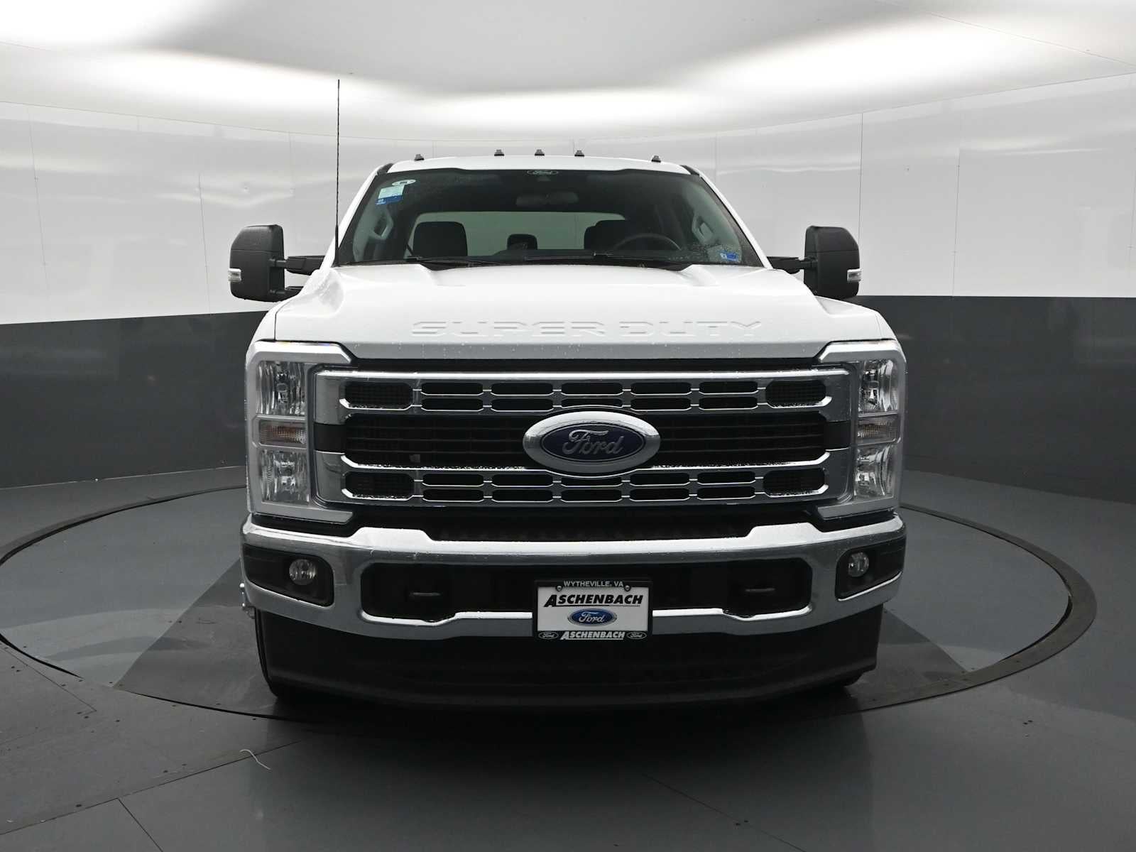 2026 Ford Super Duty F-350 DRW Base