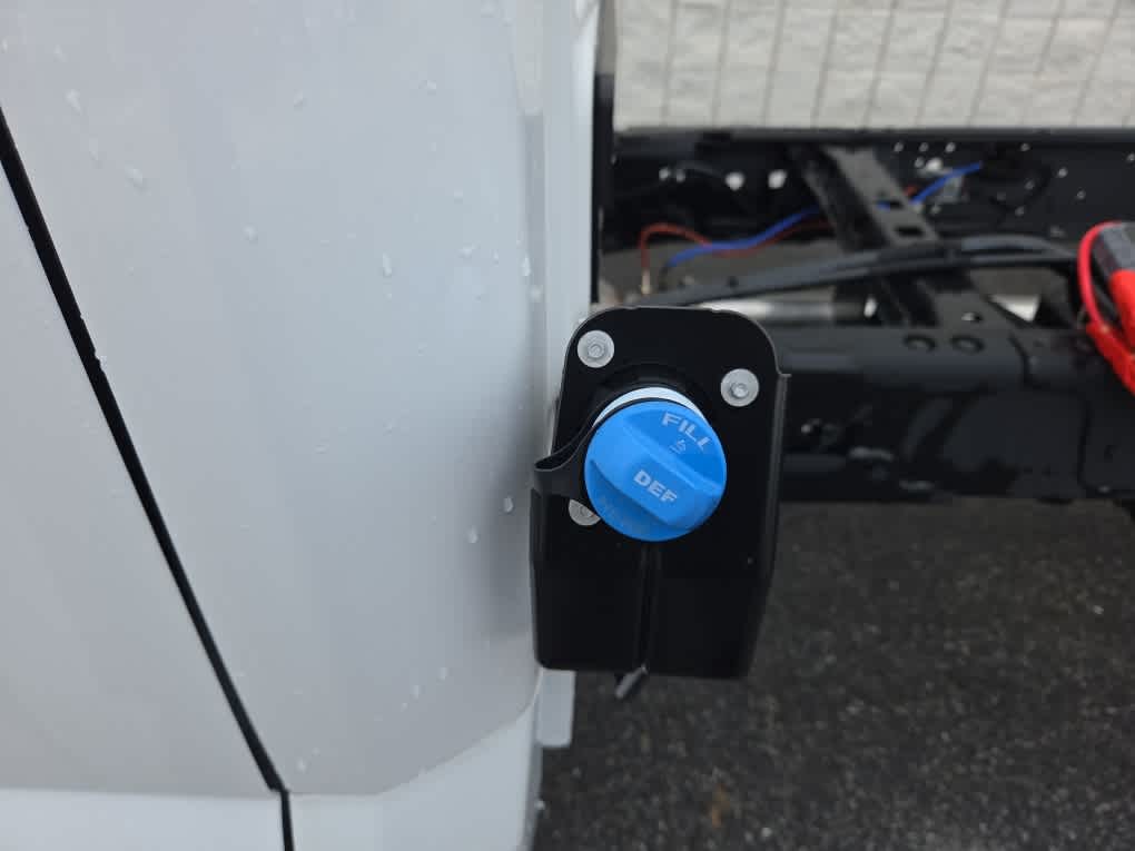 2024 Ford Super Duty F-450 DRW Chassis Cab XL