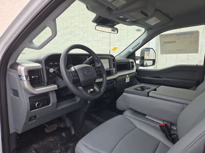 2024 Ford Super Duty F-450 DRW Chassis Cab XL