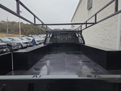 2024 Ford Super Duty F-450 DRW Chassis Cab XL