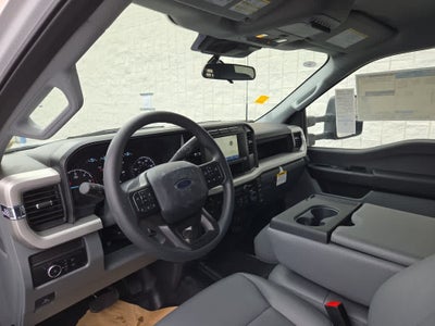 2024 Ford Super Duty F-450 DRW Chassis Cab XL