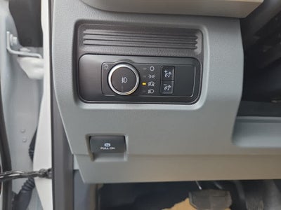 2024 Ford Super Duty F-450 DRW Chassis Cab XL