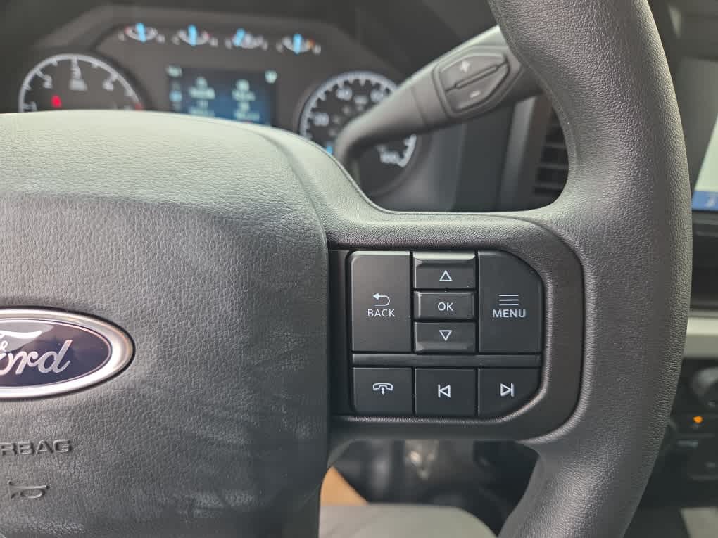 2024 Ford Super Duty F-450 DRW Chassis Cab XL