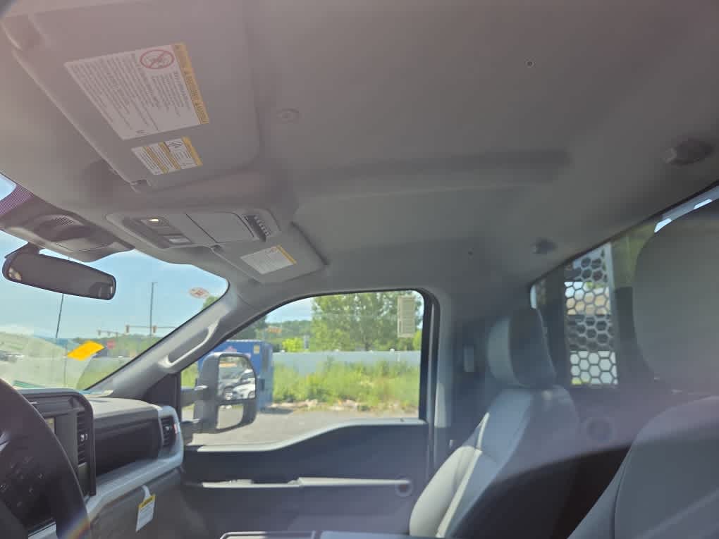 2025 Ford Super Duty F-350 DRW XL