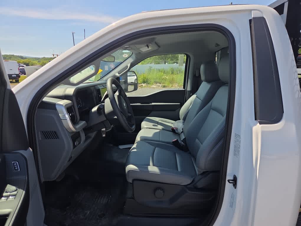 2025 Ford Super Duty F-350 DRW XL
