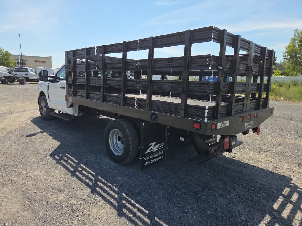 2025 Ford Super Duty F-350 DRW XL