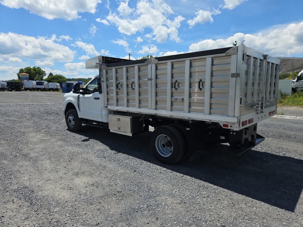 2025 Ford Super Duty F-350 DRW XL