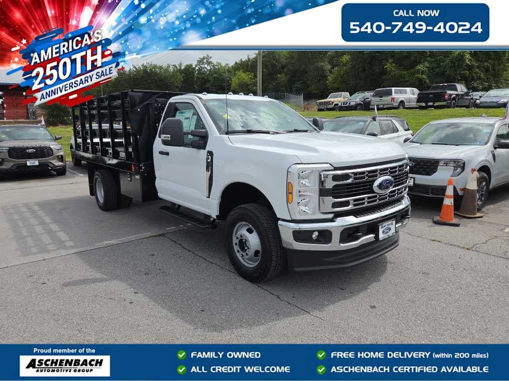 2025 Ford Super Duty F-350 DRW XL