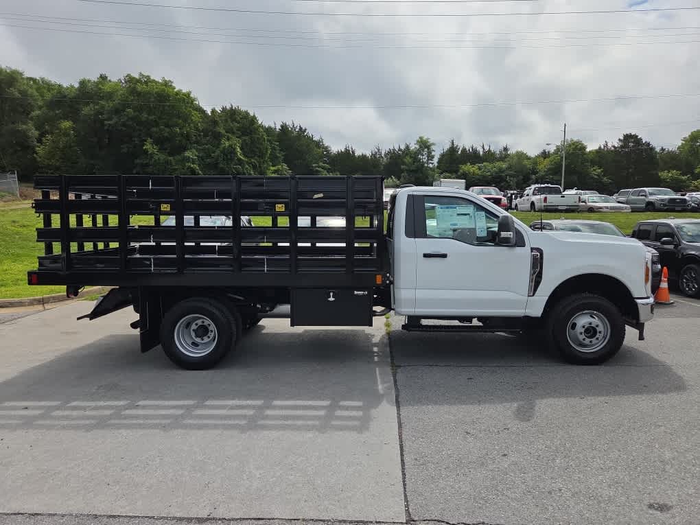 2025 Ford Super Duty F-350 DRW XL