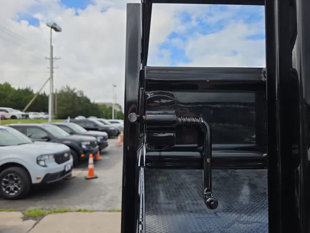 2025 Ford Super Duty F-350 DRW XL