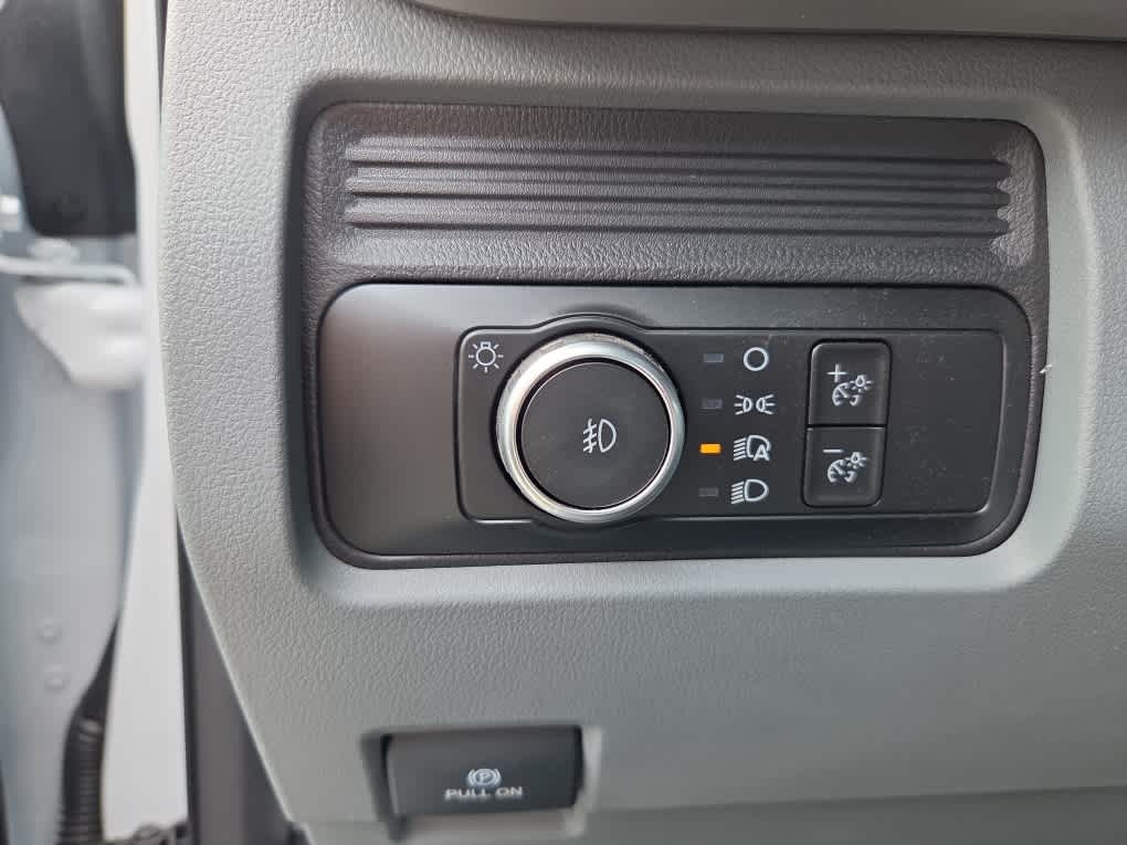 2025 Ford Super Duty F-350 DRW XL