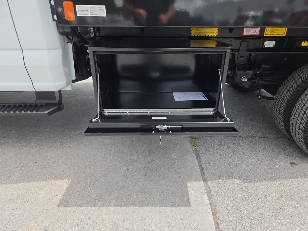 2025 Ford Super Duty F-350 DRW XL