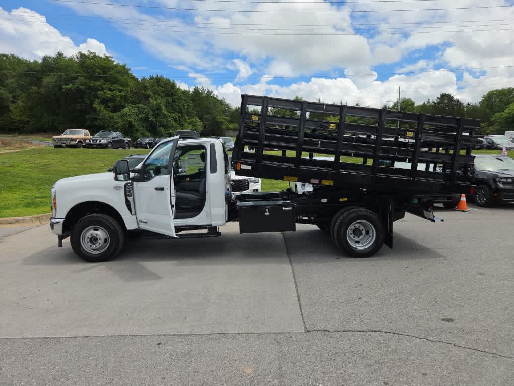 2025 Ford Super Duty F-350 DRW XL