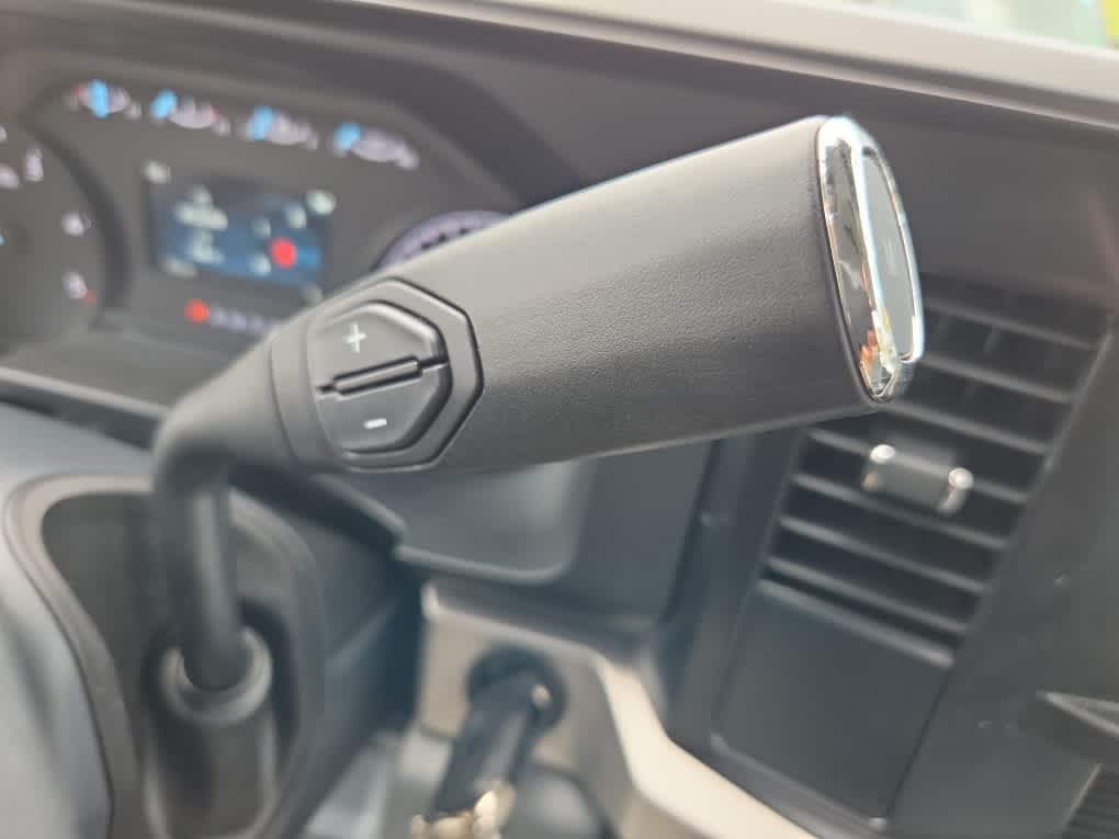 2025 Ford Super Duty F-350 DRW XL