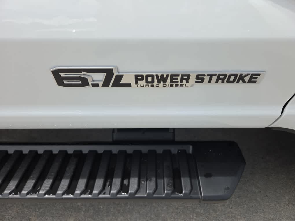 2025 Ford Super Duty F-350 DRW XL