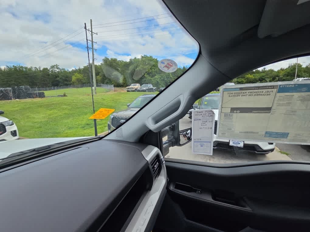 2025 Ford Super Duty F-350 DRW XL