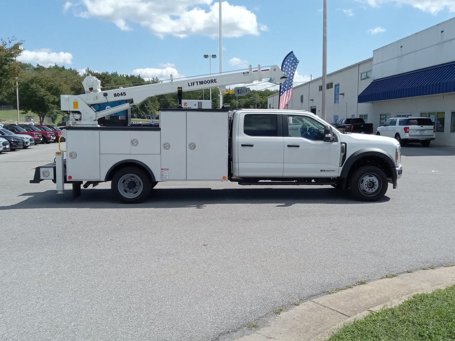 2026 Ford Super Duty F-550 DRW XL