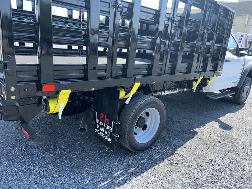 2024 Ford Super Duty F-550 DRW XL