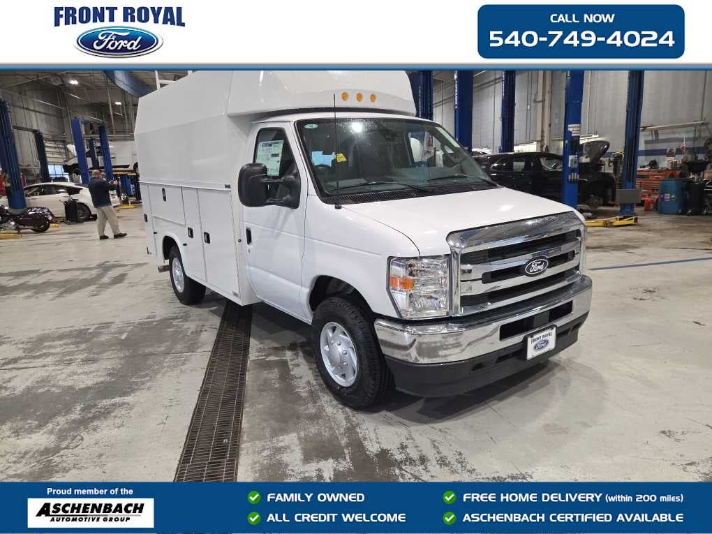 2026 Ford E-Series Cutaway Base